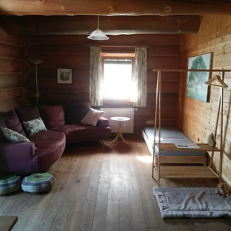 Apartmán Wunderschoenes Naturstammhaus In Goestling Göstling an der Ybbs